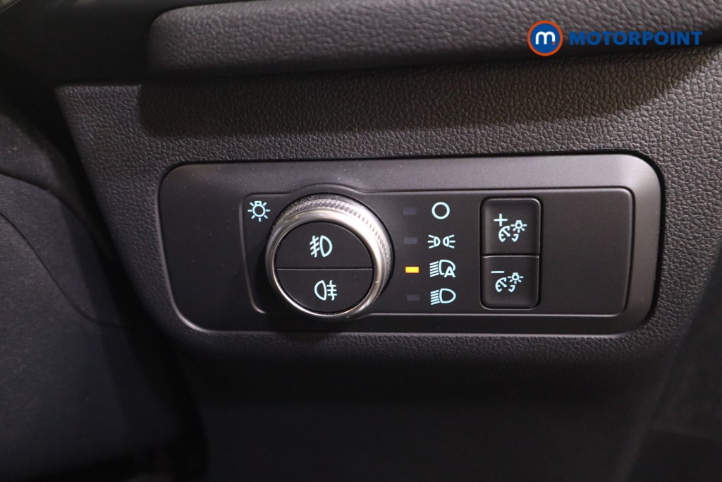 Ford Kuga Titanium First Edition Manual Diesel SUV - Stock Number (1550124) - 9th supplementary image