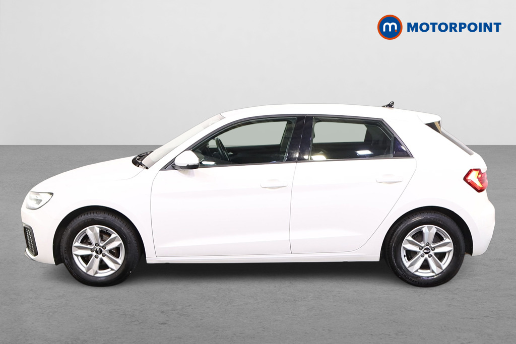 Audi A1 Technik Manual Petrol Hatchback - Stock Number (1550158) - Passenger side