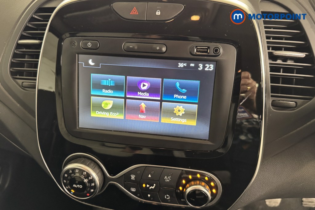 Renault Captur Iconic Manual Diesel SUV - Stock Number (1550336) - 2nd supplementary image