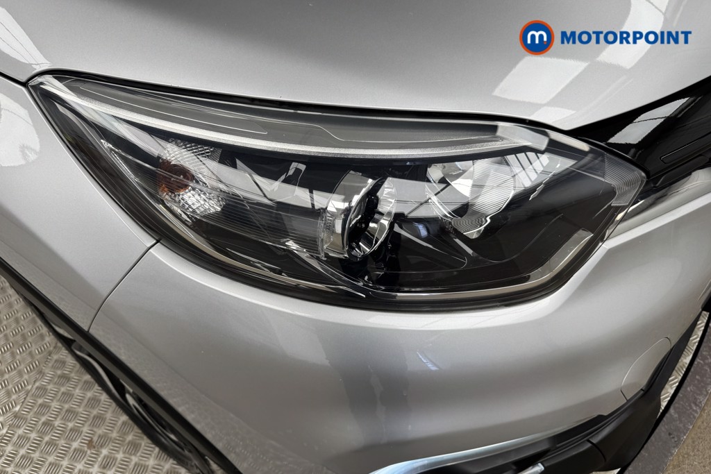 Renault Captur Iconic Manual Diesel SUV - Stock Number (1550336) - 17th supplementary image