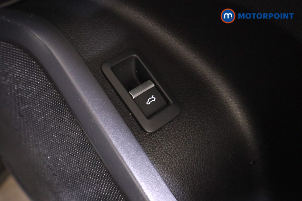Audi Q5 S Line Automatic Diesel SUV - Stock Number (1550385) - 12th supplementary image