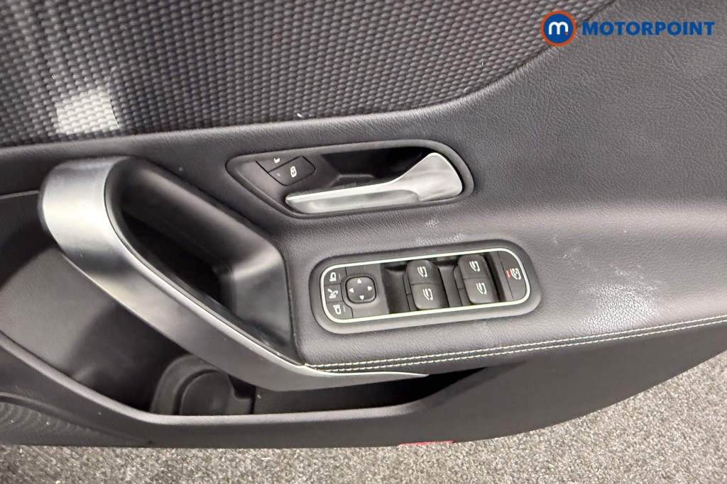 Mercedes-Benz A Class Sport Automatic Petrol Hatchback - Stock Number (1550578) - 16th supplementary image