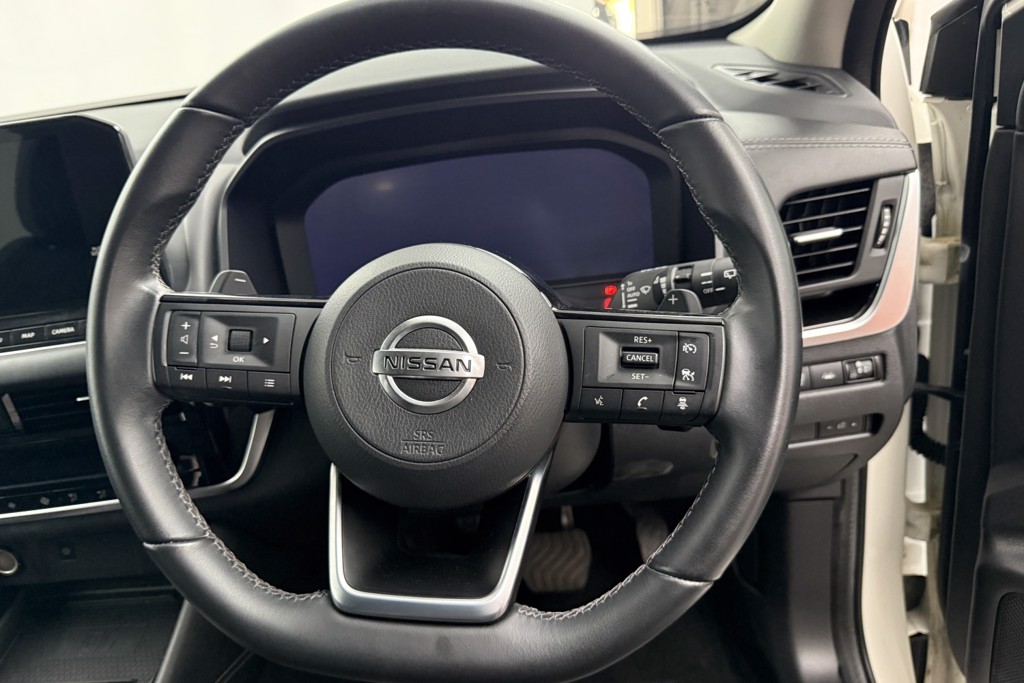 Nissan Qashqai N-Connecta Automatic Petrol SUV - Stock Number (1550579) - 2nd supplementary image