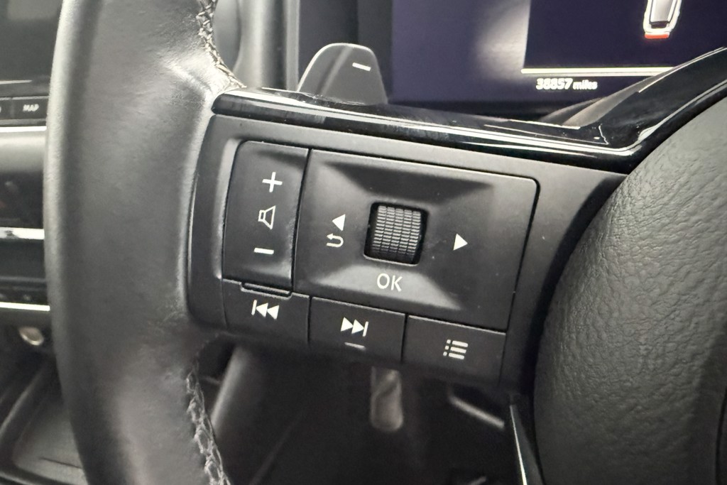 Nissan Qashqai N-Connecta Automatic Petrol SUV - Stock Number (1550579) - 3rd supplementary image