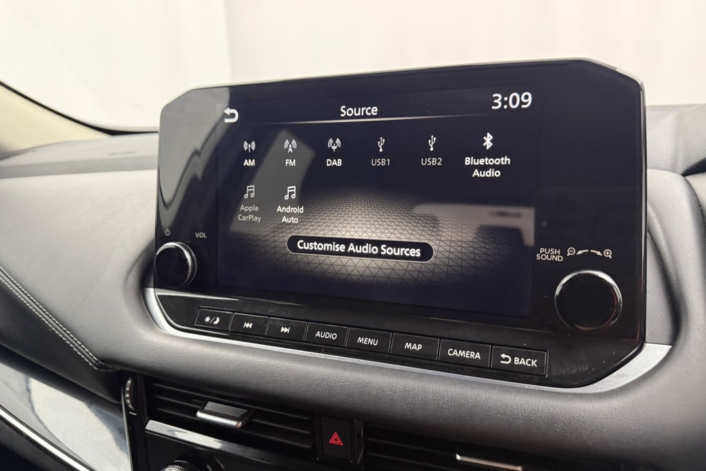 Nissan Qashqai N-Connecta Automatic Petrol SUV - Stock Number (1550579) - 7th supplementary image