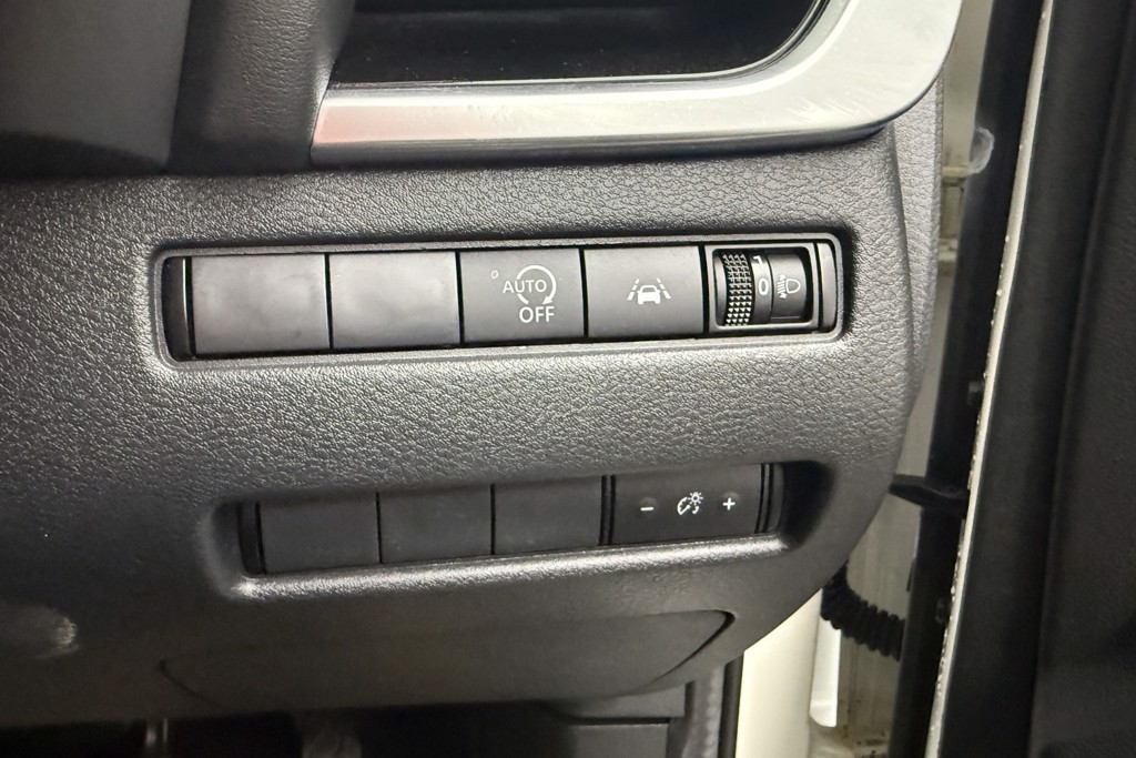 Nissan Qashqai N-Connecta Automatic Petrol SUV - Stock Number (1550579) - 14th supplementary image