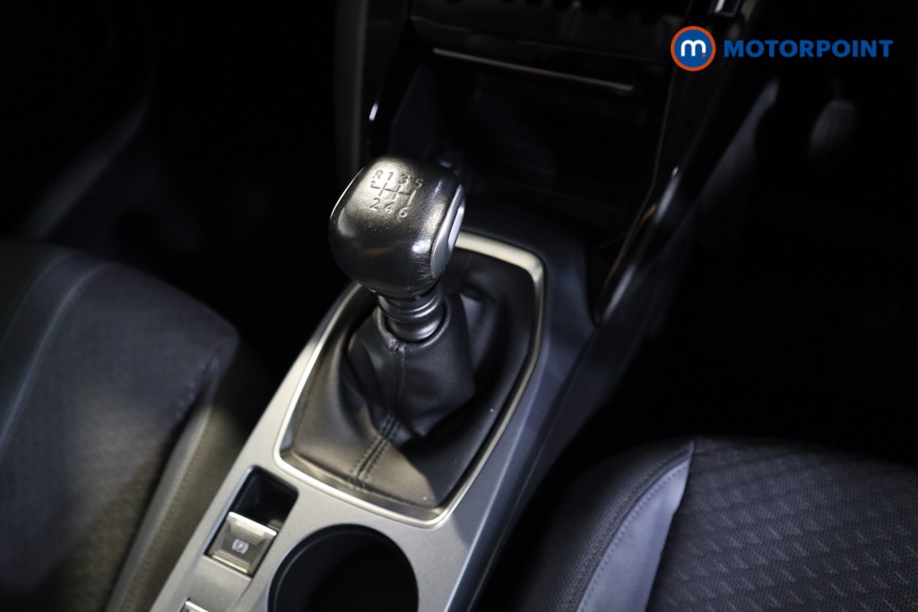 Peugeot 2008 Allure Premium Manual Petrol SUV - Stock Number (1551228) - 8th supplementary image