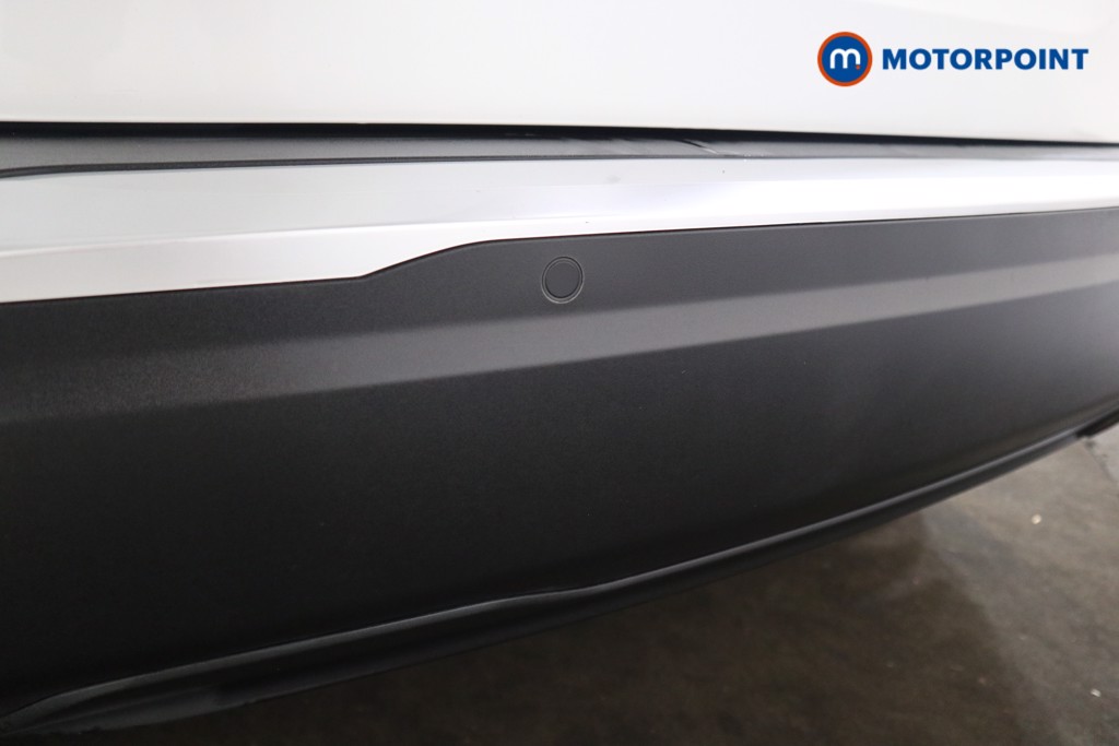 Peugeot 2008 Allure Premium Manual Petrol SUV - Stock Number (1551228) - 17th supplementary image