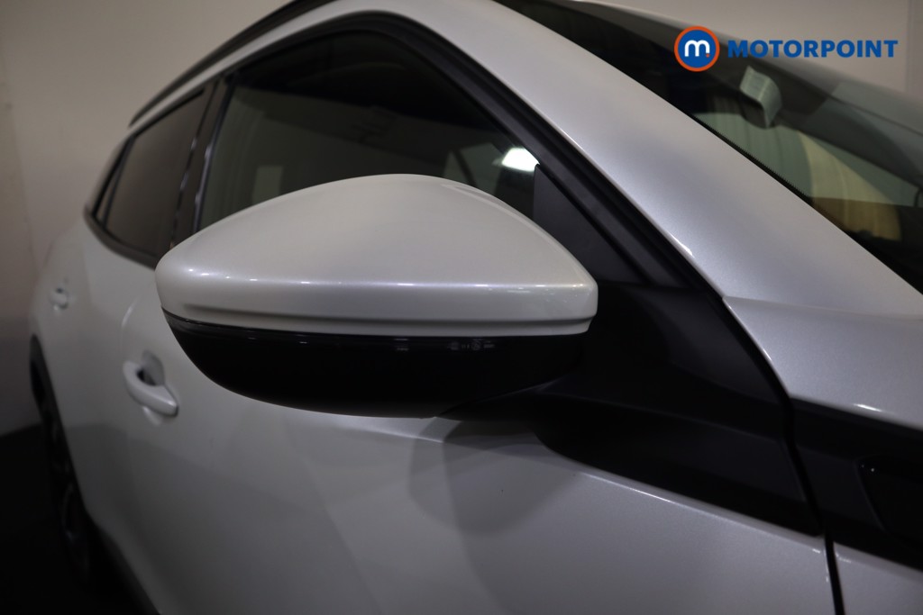 Peugeot 2008 Allure Premium Manual Petrol SUV - Stock Number (1551228) - 20th supplementary image