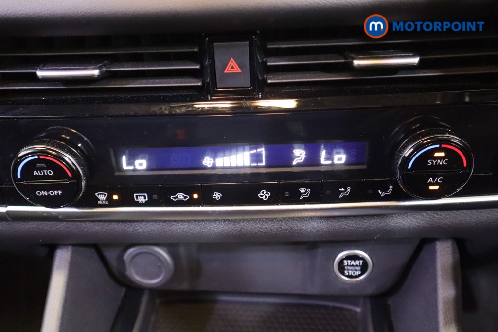Nissan Qashqai Acenta Premium Automatic Petrol SUV - Stock Number (1551412) - 19th supplementary image