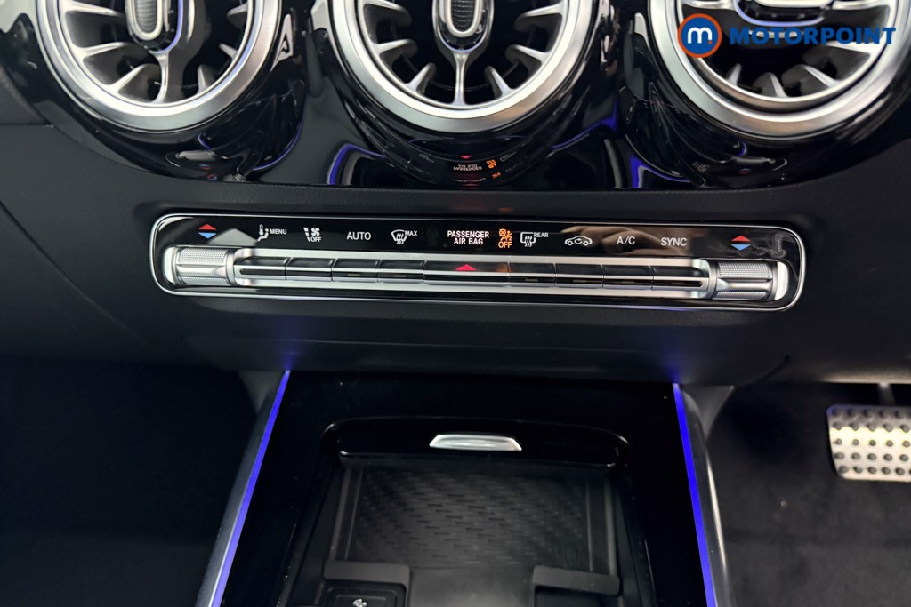Mercedes-Benz GLA Amg Line Automatic Petrol SUV - Stock Number (1552030) - 10th supplementary image