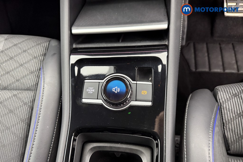 Volkswagen Tiguan R-Line Automatic Petrol Plug-In Hybrid SUV - Stock Number (1552037) - 11th supplementary image