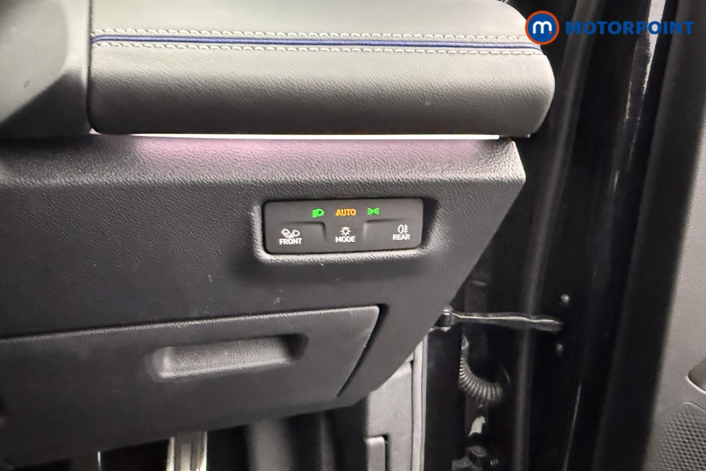 Volkswagen Tiguan R-Line Automatic Petrol Plug-In Hybrid SUV - Stock Number (1552037) - 14th supplementary image