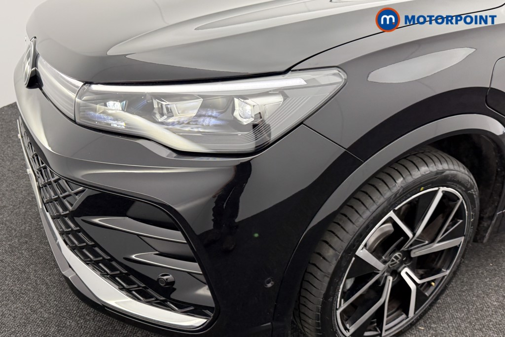 Volkswagen Tiguan R-Line Automatic Petrol Plug-In Hybrid SUV - Stock Number (1552037) - 28th supplementary image
