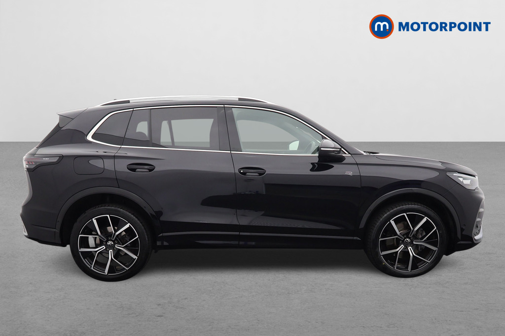 Volkswagen Tiguan R-Line Automatic Petrol Plug-In Hybrid SUV - Stock Number (1552037) - Drivers side