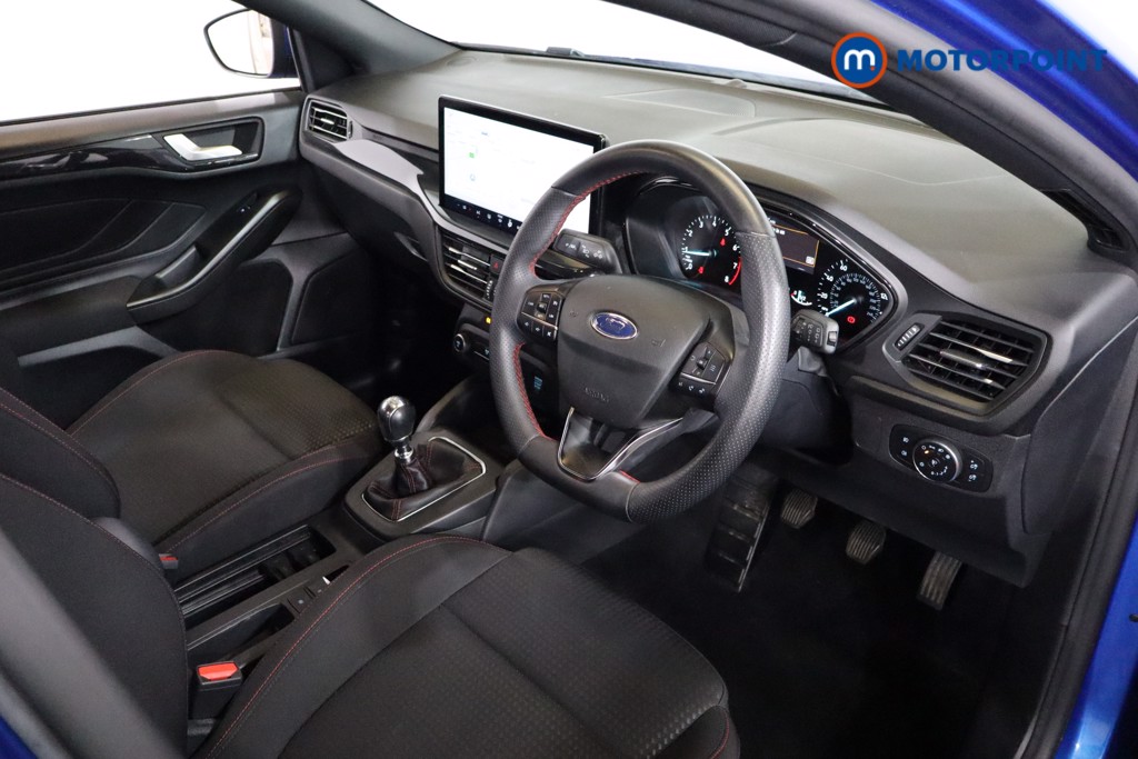Ford Focus St-Line Manual Petrol Hatchback - Stock Number (1552113) - 1st supplementary image