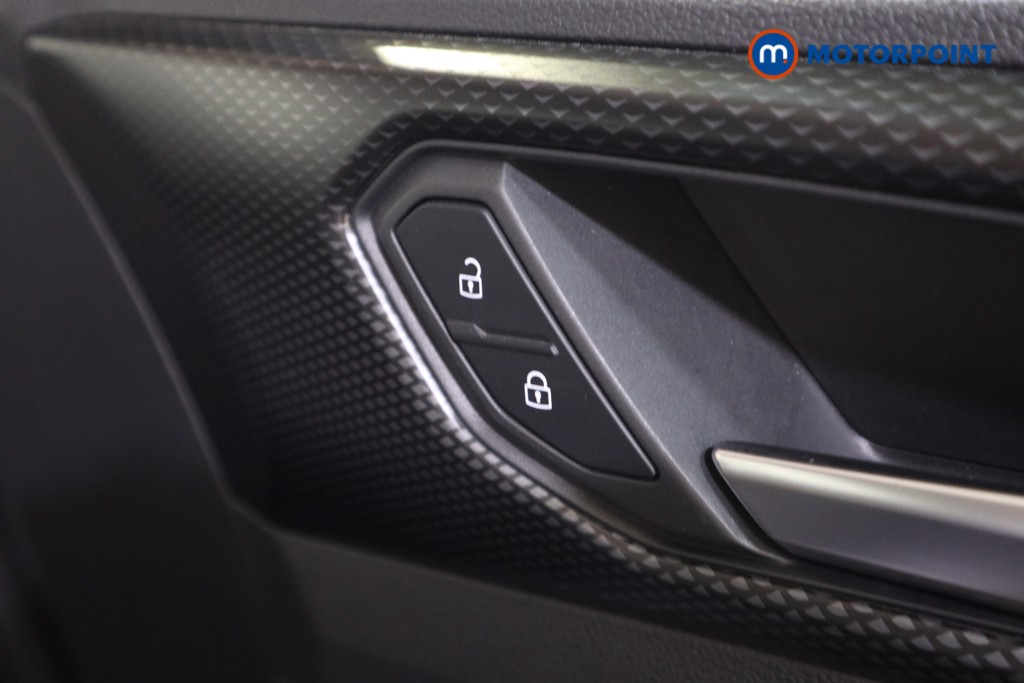 Volkswagen T-Cross SE Manual Petrol SUV - Stock Number (1552179) - 10th supplementary image