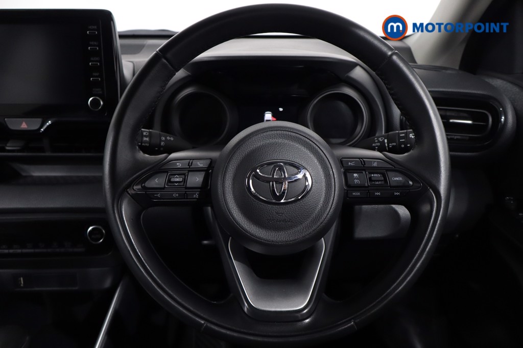 Toyota Yaris Design Automatic Petrol-Electric Hybrid Hatchback - Stock Number (1552374) - 6th supplementary image