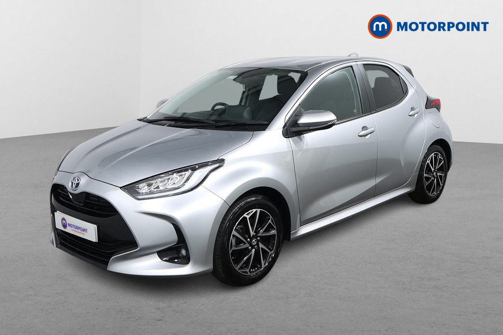 Toyota Yaris Design Automatic Petrol-Electric Hybrid Hatchback - Stock Number (1552374) - Passenger side front corner