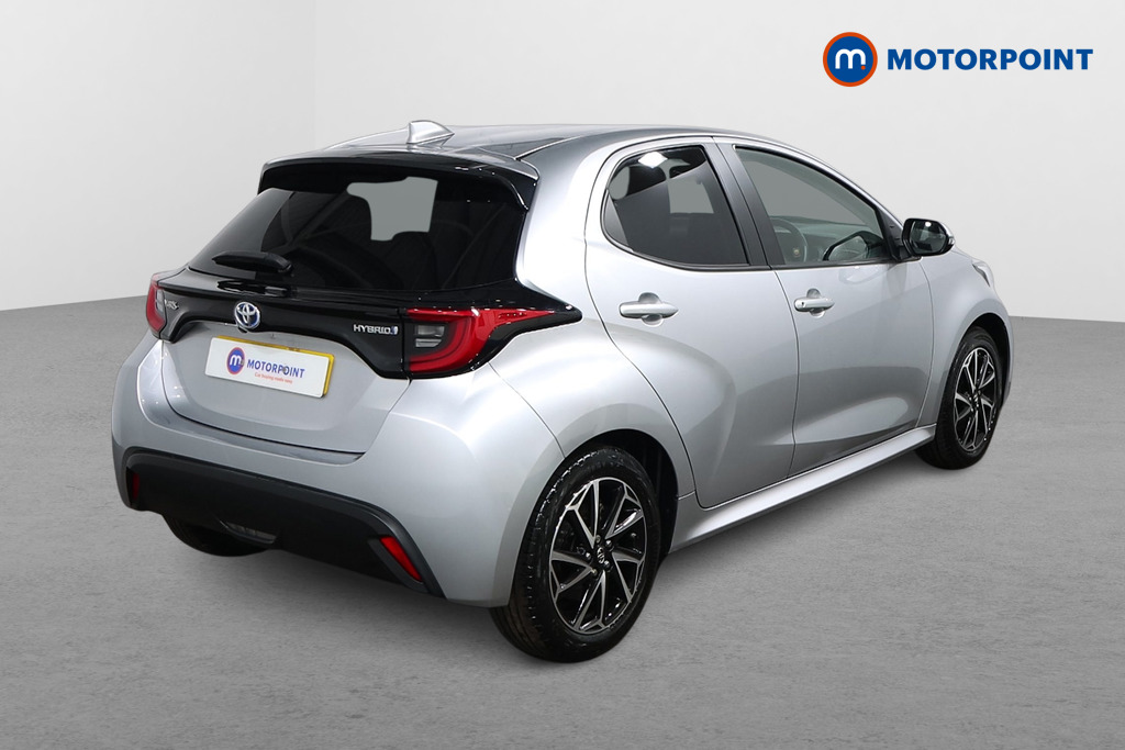 Toyota Yaris Design Automatic Petrol-Electric Hybrid Hatchback - Stock Number (1552374) - Drivers side rear corner