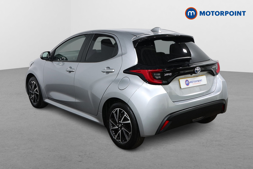 Toyota Yaris Design Automatic Petrol-Electric Hybrid Hatchback - Stock Number (1552374) - Passenger side rear corner