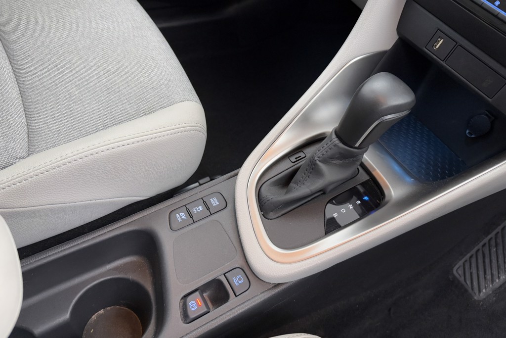 Toyota Yaris Excel Automatic Petrol-Electric Hybrid Hatchback - Stock Number (1552448) - 15th supplementary image