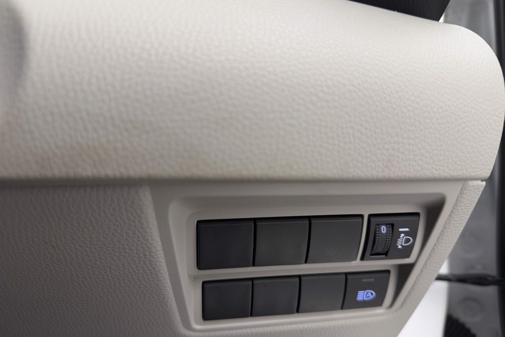 Toyota Yaris Excel Automatic Petrol-Electric Hybrid Hatchback - Stock Number (1552448) - 16th supplementary image
