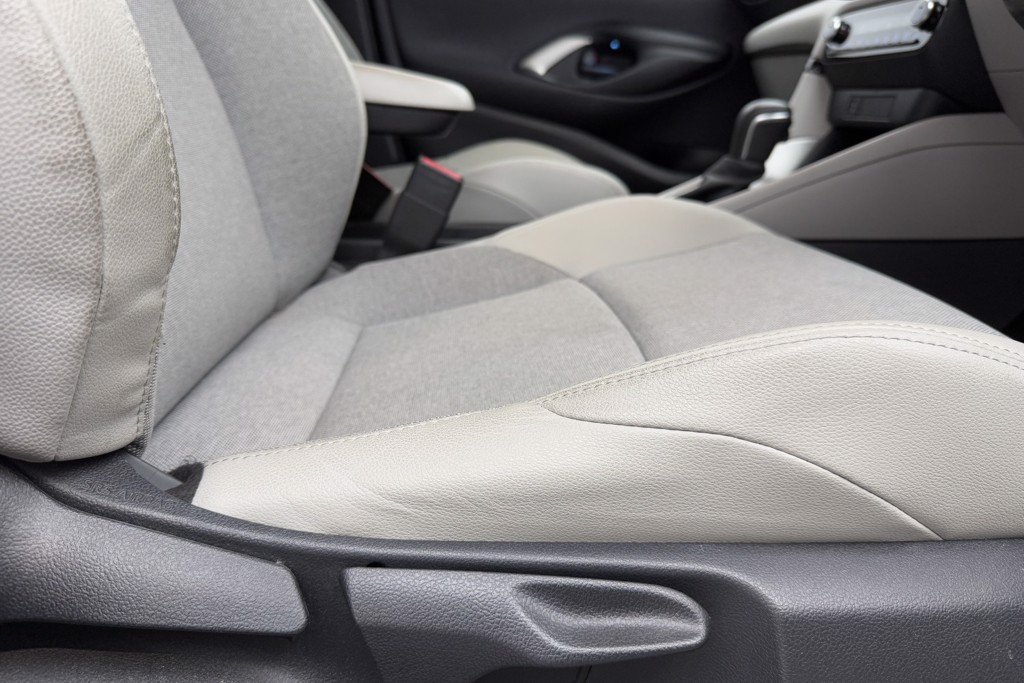 Toyota Yaris Excel Automatic Petrol-Electric Hybrid Hatchback - Stock Number (1552448) - 19th supplementary image