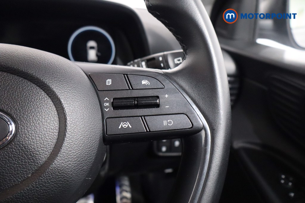 Hyundai Bayon Se Connect Automatic Petrol-Electric Hybrid SUV - Stock Number (1552603) - 8th supplementary image