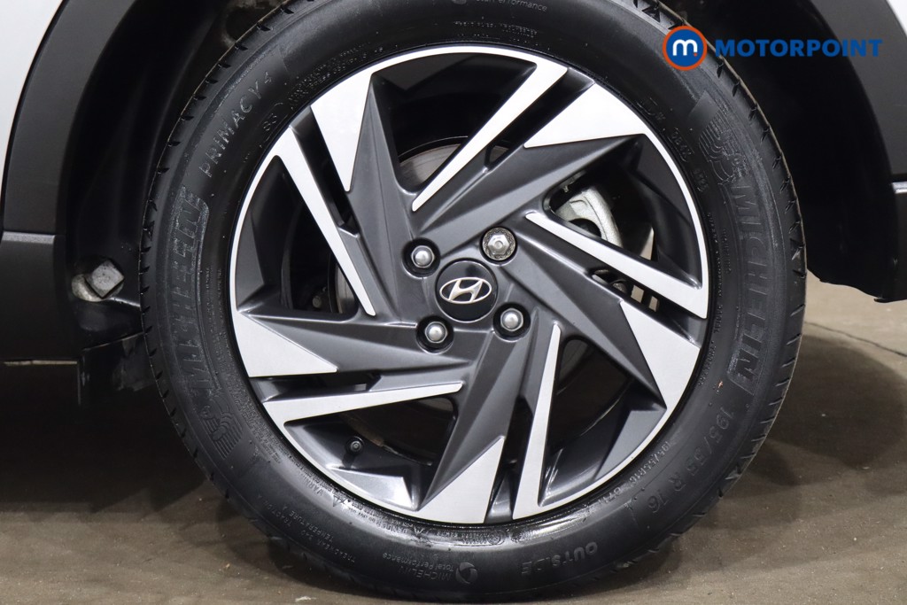 Hyundai Bayon Se Connect Automatic Petrol-Electric Hybrid SUV - Stock Number (1552603) - 9th supplementary image