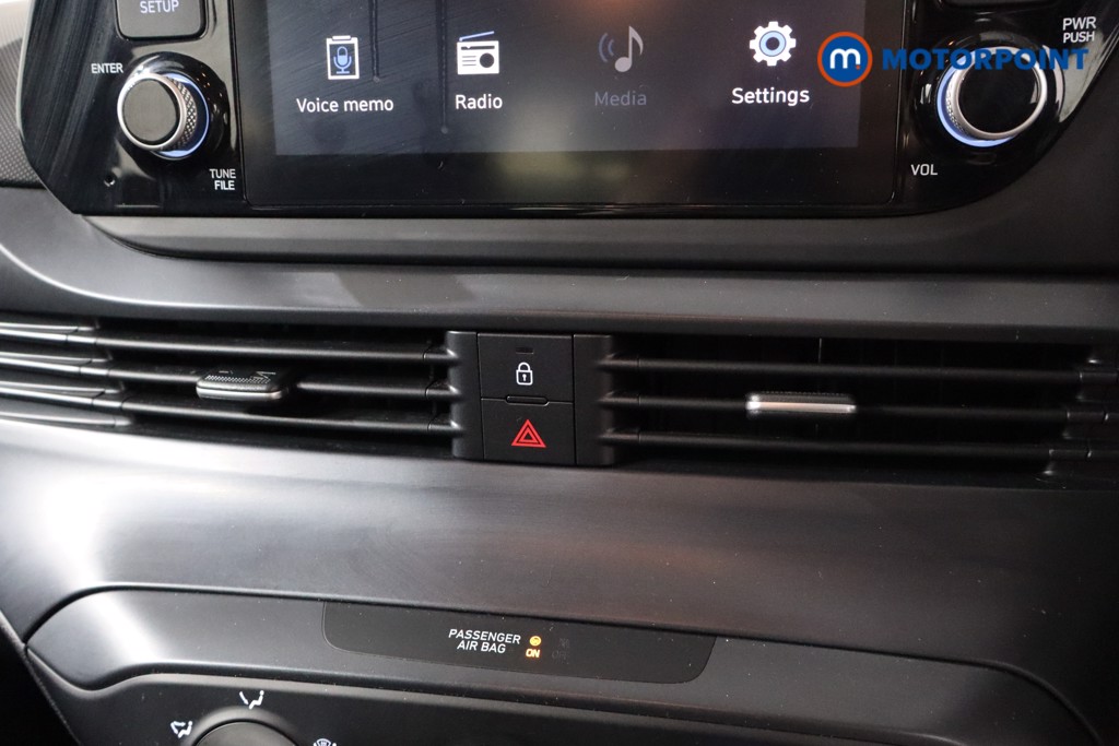 Hyundai Bayon Se Connect Automatic Petrol-Electric Hybrid SUV - Stock Number (1552603) - 13th supplementary image