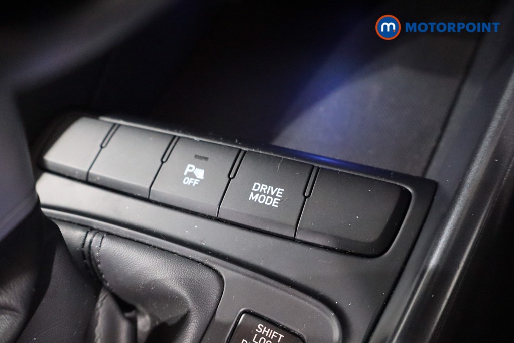 Hyundai Bayon Se Connect Automatic Petrol-Electric Hybrid SUV - Stock Number (1552603) - 16th supplementary image