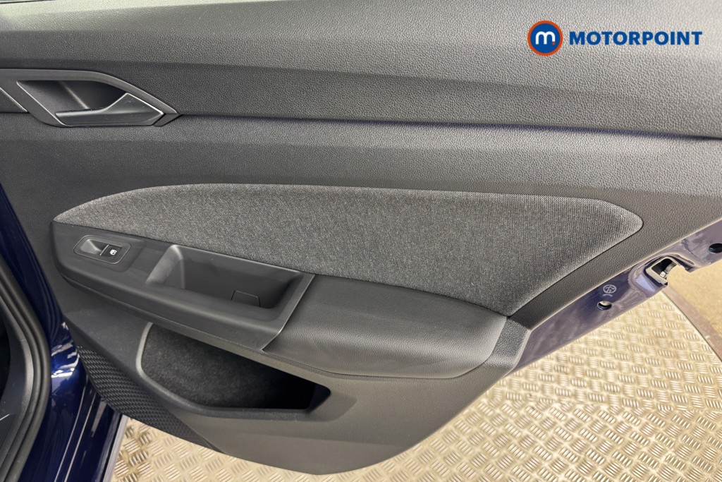 Volkswagen Golf Life Manual Petrol Hatchback - Stock Number (1552639) - 16th supplementary image