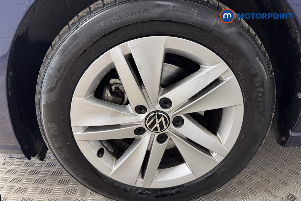 Volkswagen Golf Life Manual Petrol Hatchback - Stock Number (1552639) - 22nd supplementary image