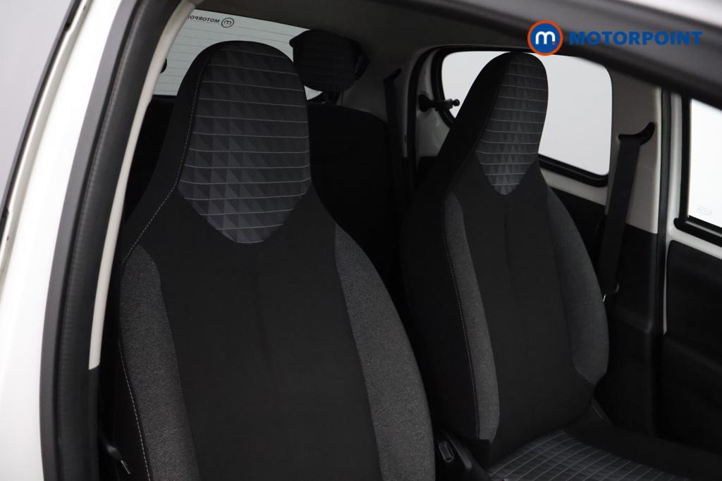 Peugeot 108 Allure Manual Petrol Hatchback - Stock Number (1553552) - 9th supplementary image