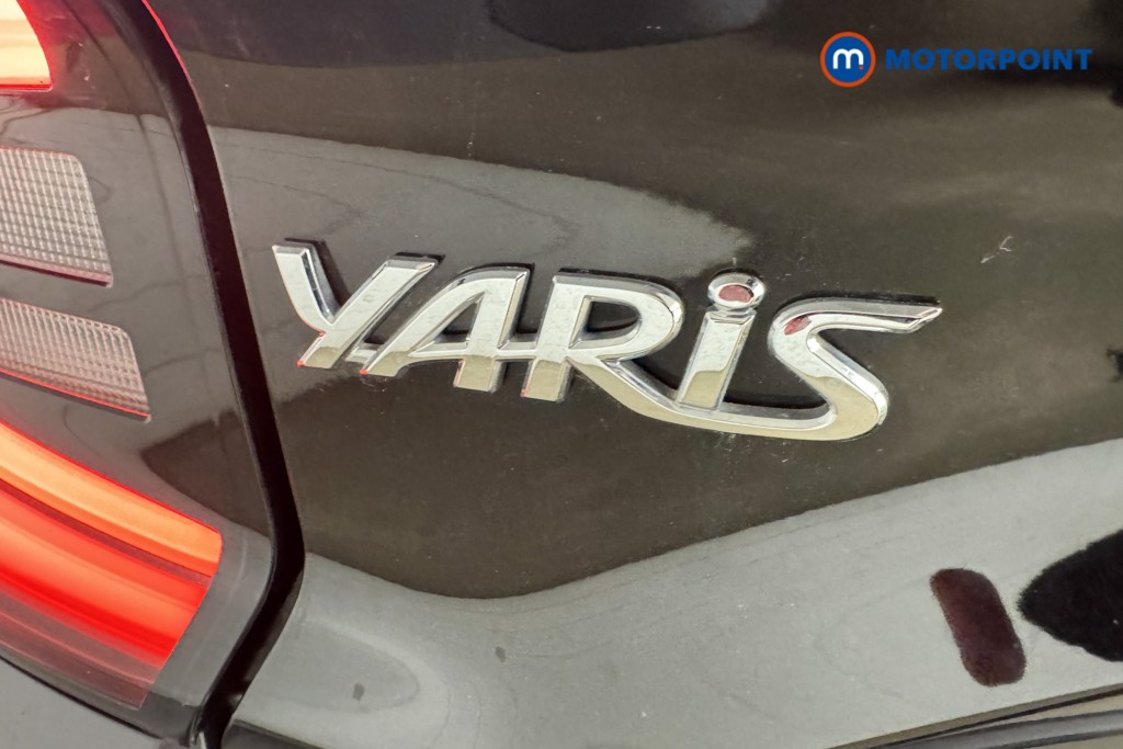 Toyota Yaris Dynamic Automatic Petrol-Electric Hybrid Hatchback - Stock Number (1553601) - 20th supplementary image