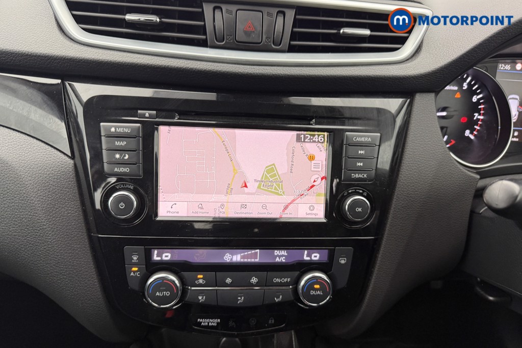 Nissan Qashqai Acenta Premium Automatic Petrol SUV - Stock Number (1553642) - 2nd supplementary image
