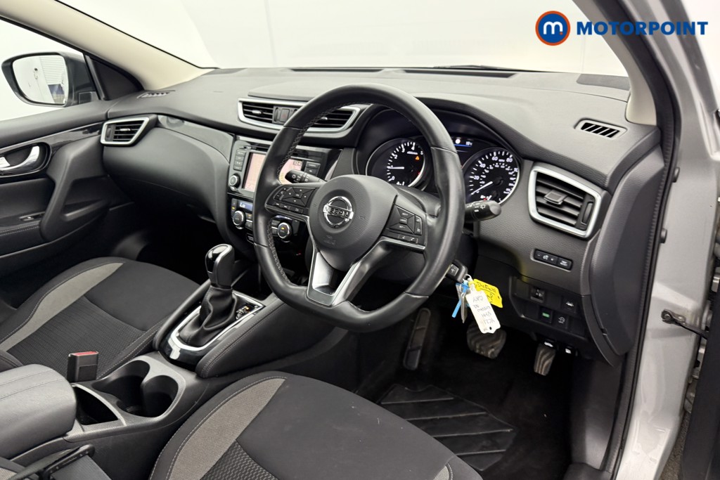 Nissan Qashqai Acenta Premium Automatic Petrol SUV - Stock Number (1553642) - 4th supplementary image