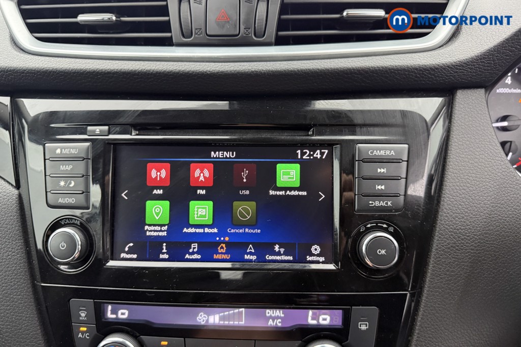 Nissan Qashqai Acenta Premium Automatic Petrol SUV - Stock Number (1553642) - 9th supplementary image