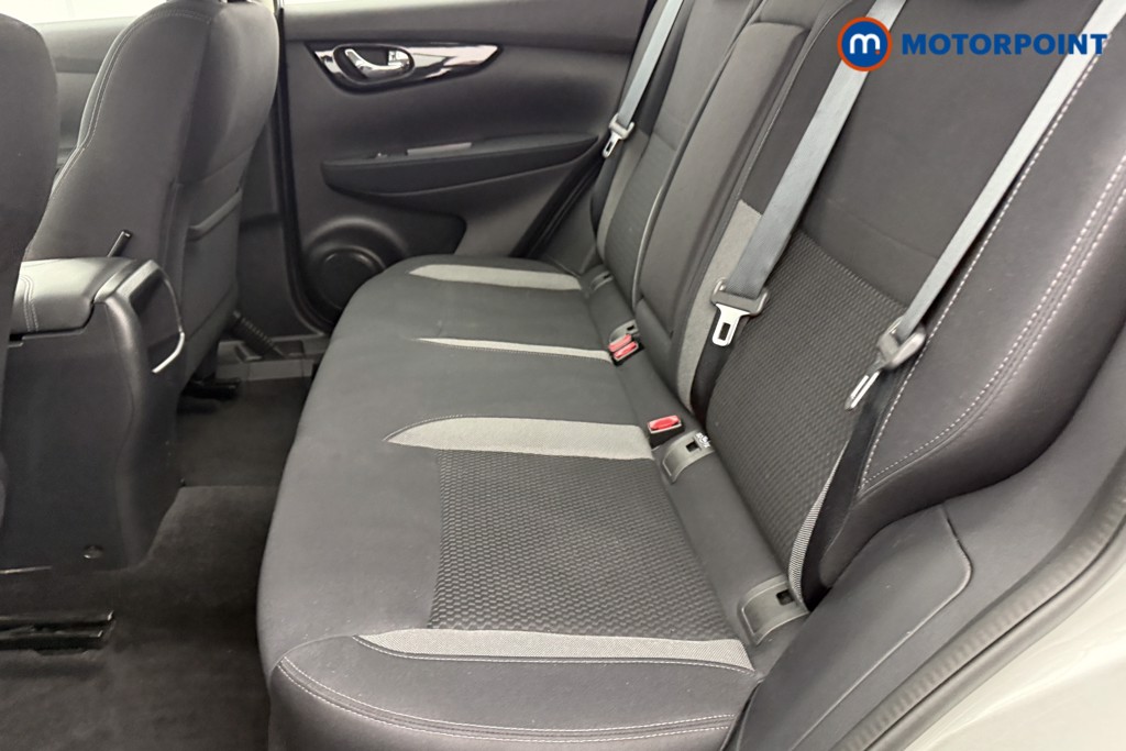 Nissan Qashqai Acenta Premium Automatic Petrol SUV - Stock Number (1553642) - 23rd supplementary image