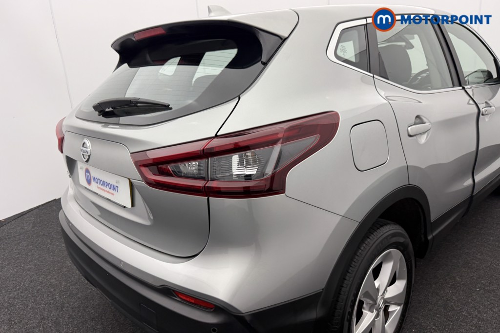 Nissan Qashqai Acenta Premium Automatic Petrol SUV - Stock Number (1553642) - 26th supplementary image