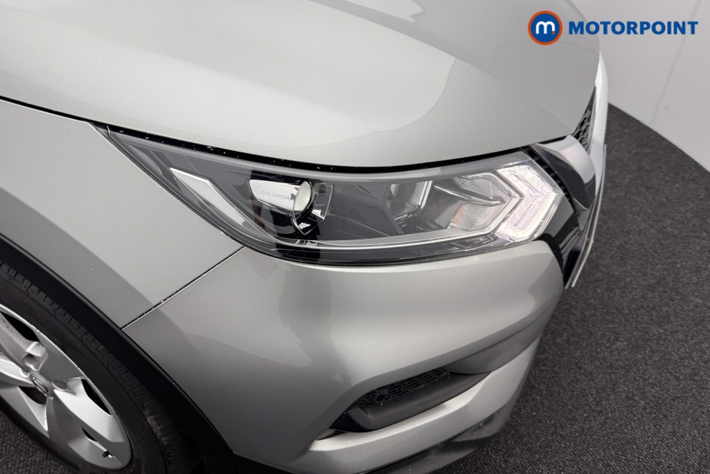 Nissan Qashqai Acenta Premium Automatic Petrol SUV - Stock Number (1553642) - 27th supplementary image