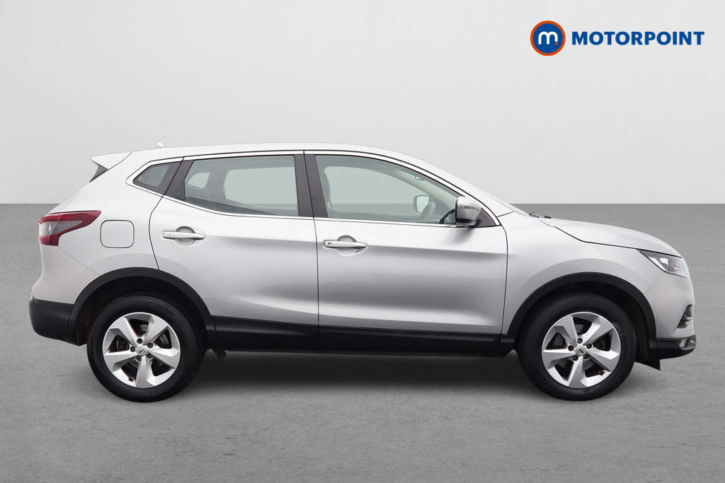 Nissan Qashqai Acenta Premium Automatic Petrol SUV - Stock Number (1553642) - Drivers side