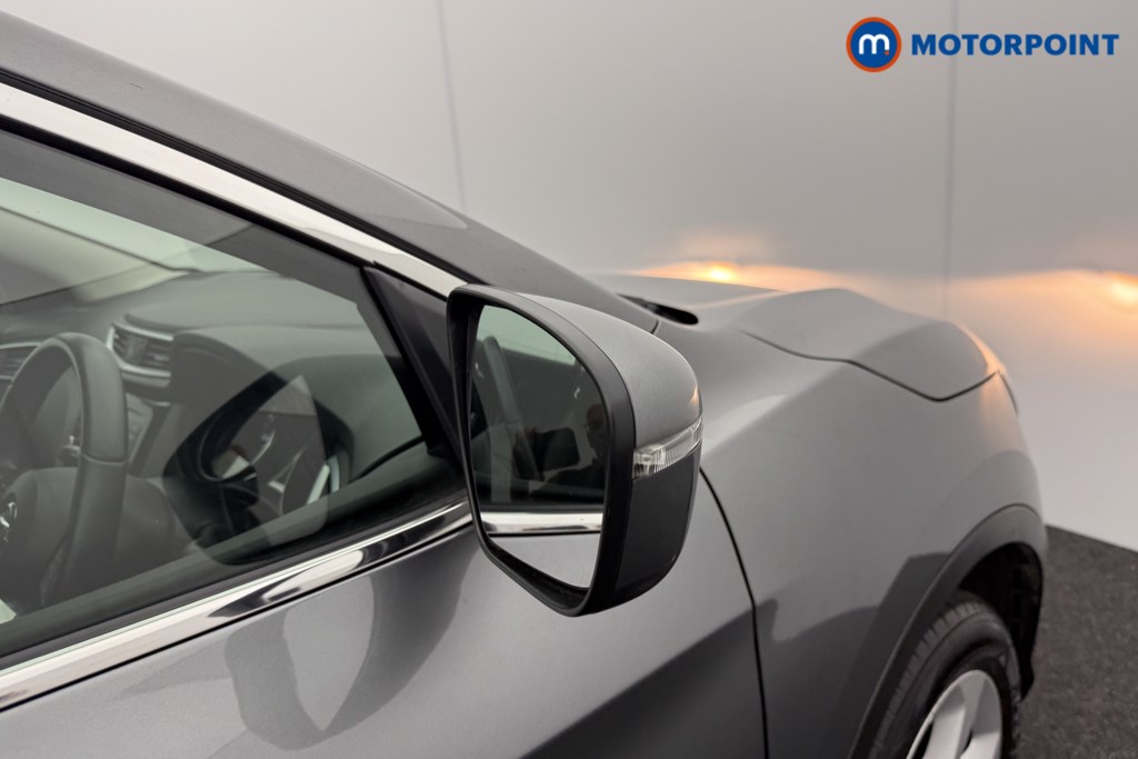 Nissan Qashqai Acenta Premium Manual Petrol SUV - Stock Number (1553647) - 18th supplementary image