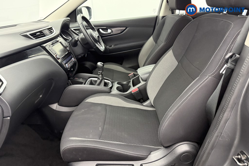 Nissan Qashqai Acenta Premium Manual Petrol SUV - Stock Number (1553647) - 22nd supplementary image