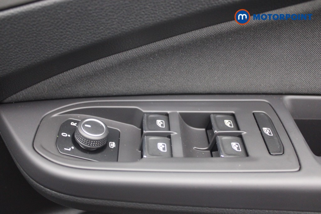 Volkswagen Golf Life Manual Petrol Hatchback - Stock Number (1553840) - 16th supplementary image