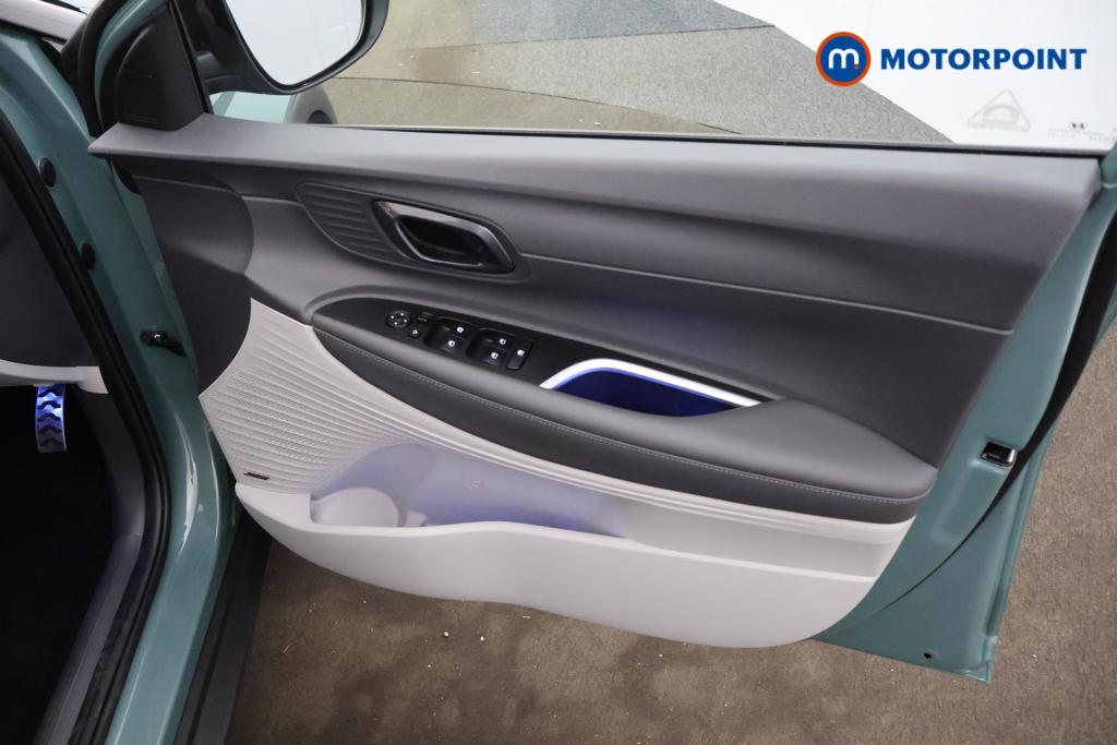 Hyundai Bayon Ultimate Automatic Petrol-Electric Hybrid SUV - Stock Number (1553911) - 8th supplementary image