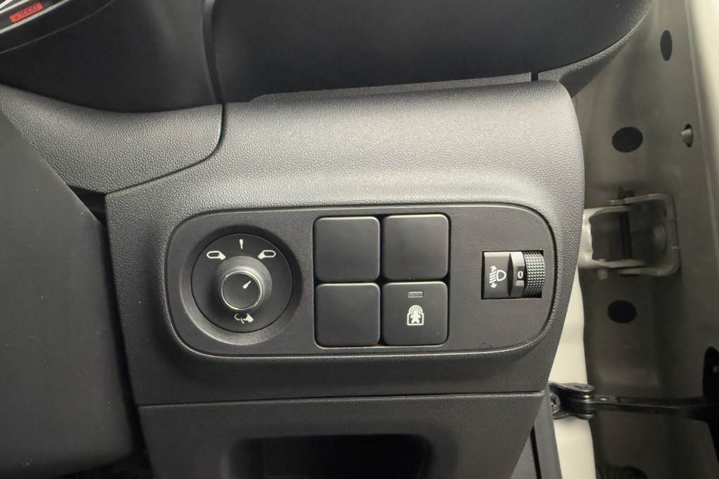 Citroen C3 C-Series Edition Automatic Petrol Hatchback - Stock Number (1554047) - 15th supplementary image