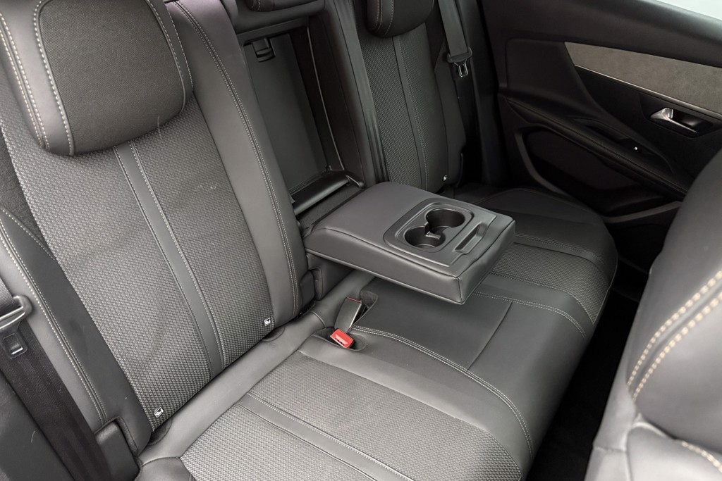 Peugeot 3008 GT Automatic Petrol Plug-In Hybrid SUV - Stock Number (1554058) - 25th supplementary image