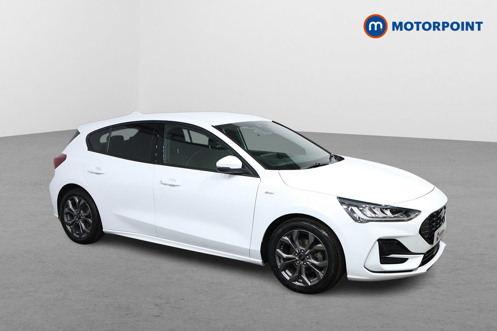 Ford Focus St-Line Manual Petrol Hatchback - Stock Number (1554201) - Drivers side front corner